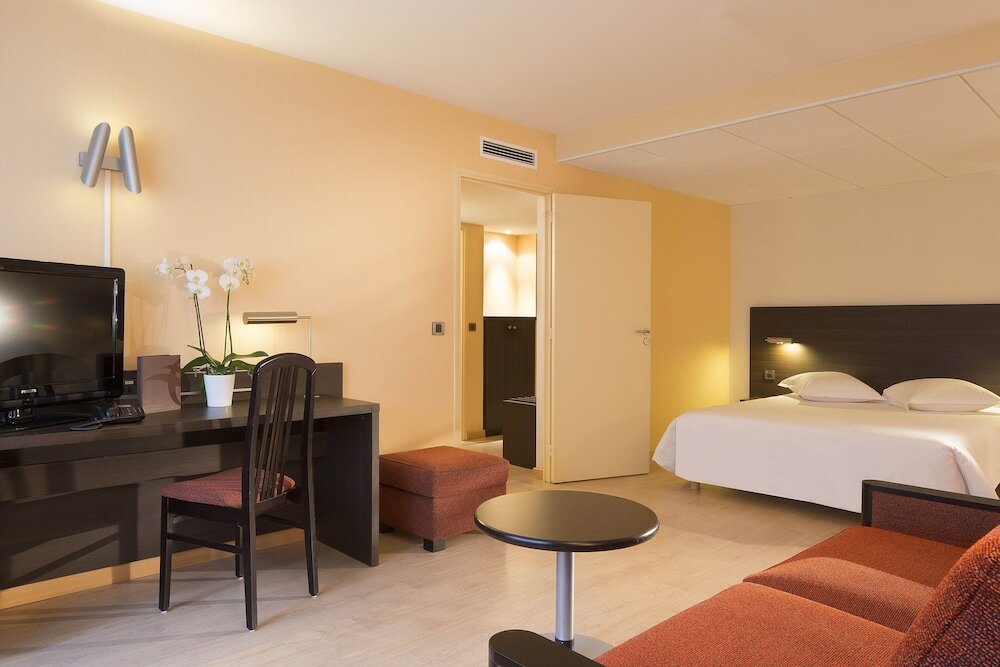 Фото Escale Oceania Brest