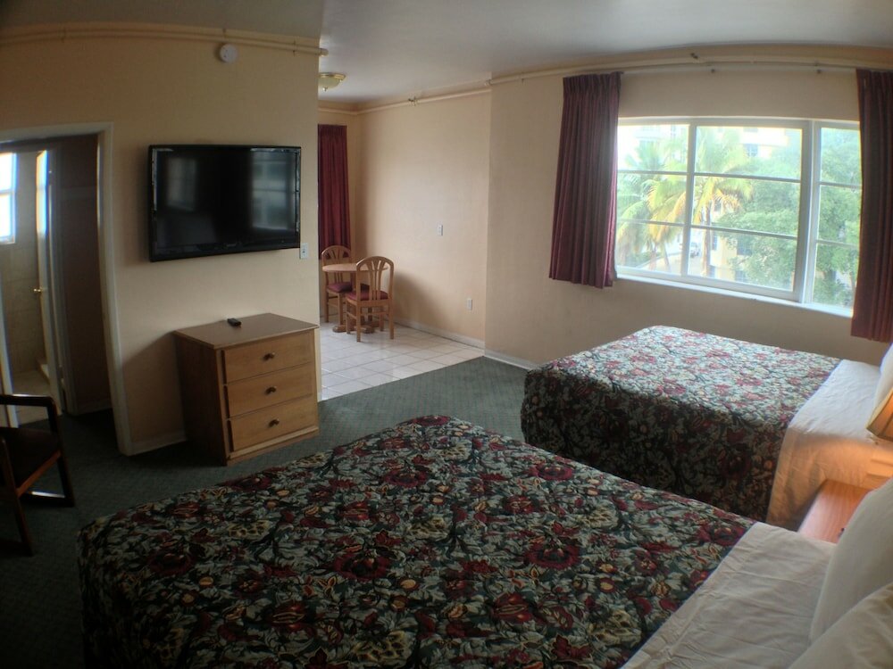 Фото Parisian Hotel South Beach