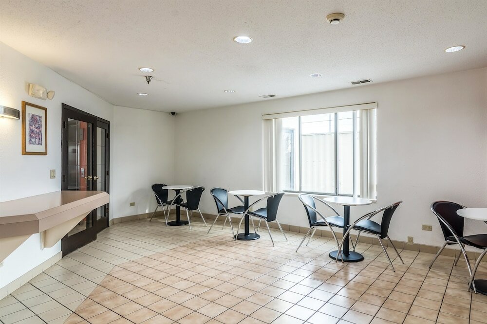 Фото Motel 6 Harvey, Il