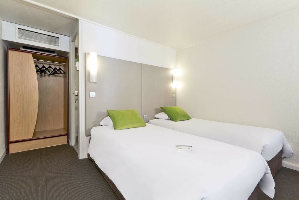 Фото Campanile Lyon Nord