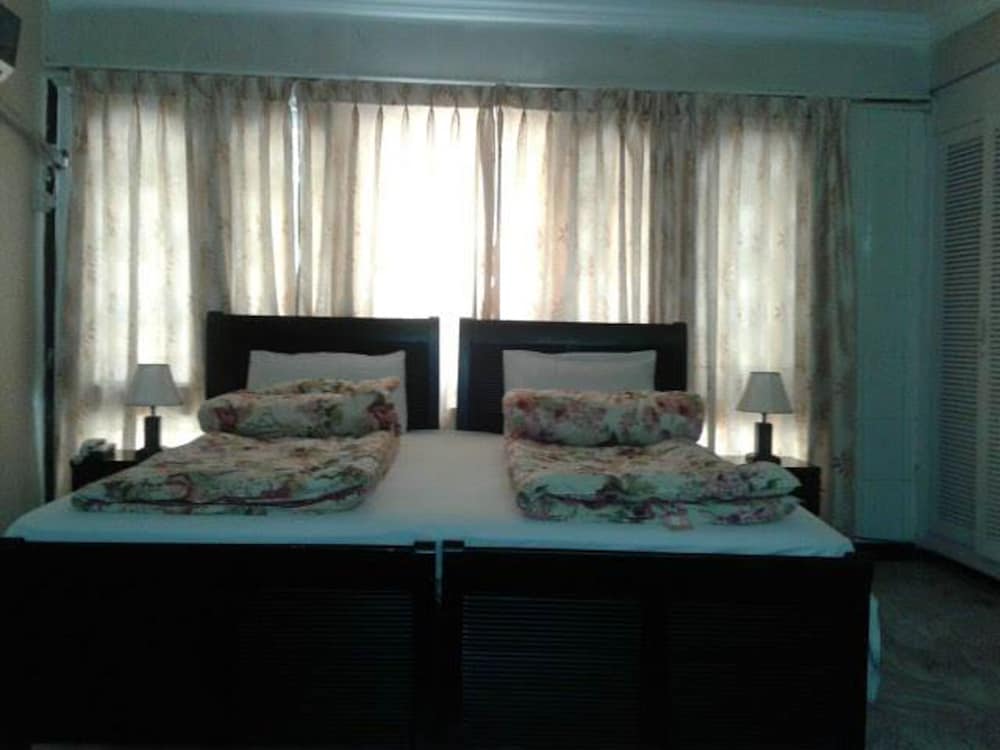 Фото Explorer's Lounge