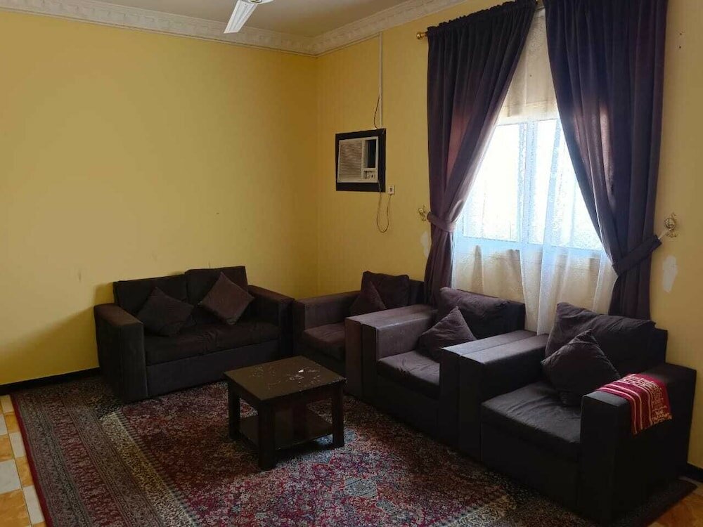 Фото Al Eairy Furnished Apartments Tabuk 2