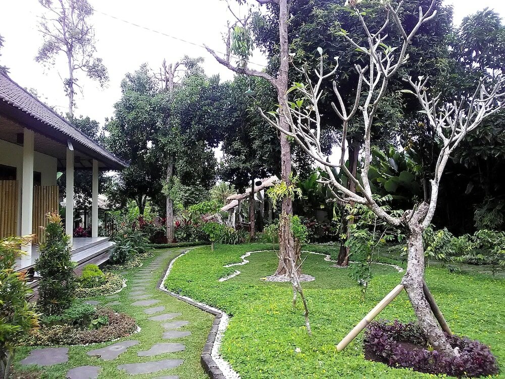 Фото Astawa House