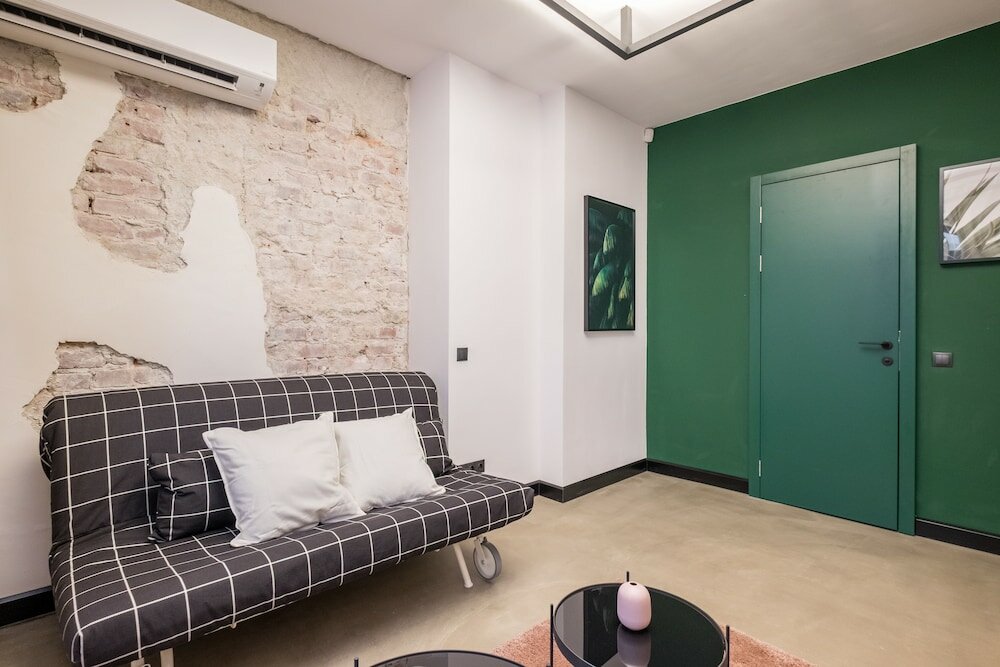 Фото R34 Boutique Hotel