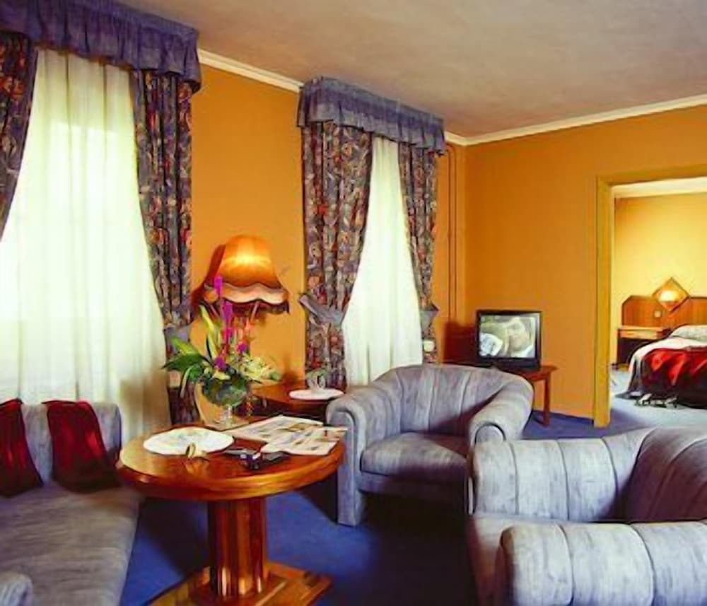 Фото Hotel Concertino Zlatá Husa