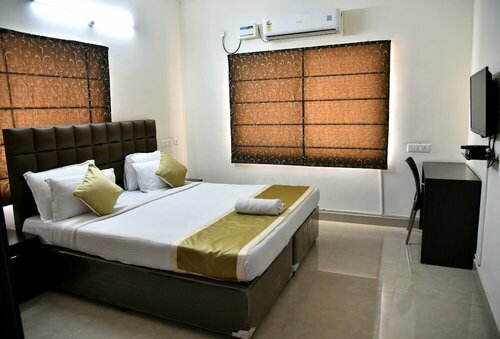 Fabhotel Sapphire Asta