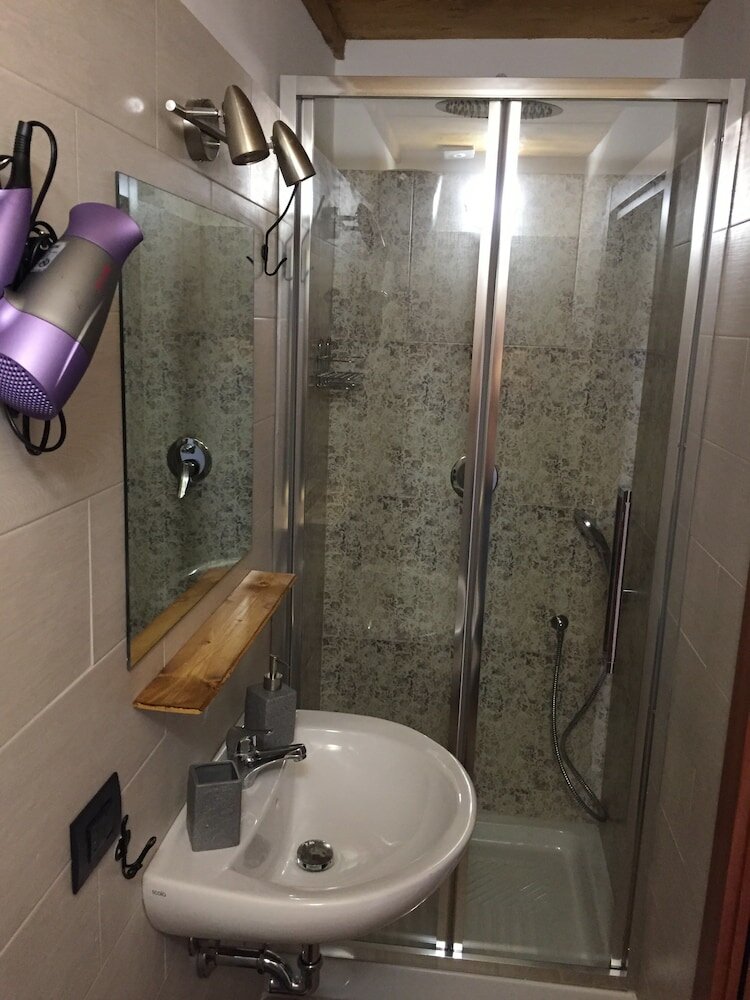 Фото Naples to live