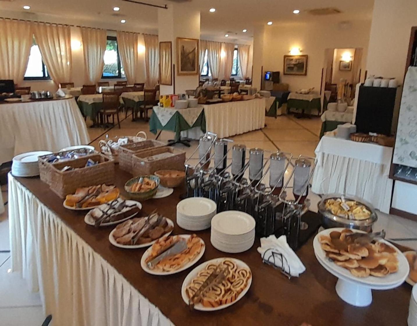 Фото Hotel Villa Ombrosa