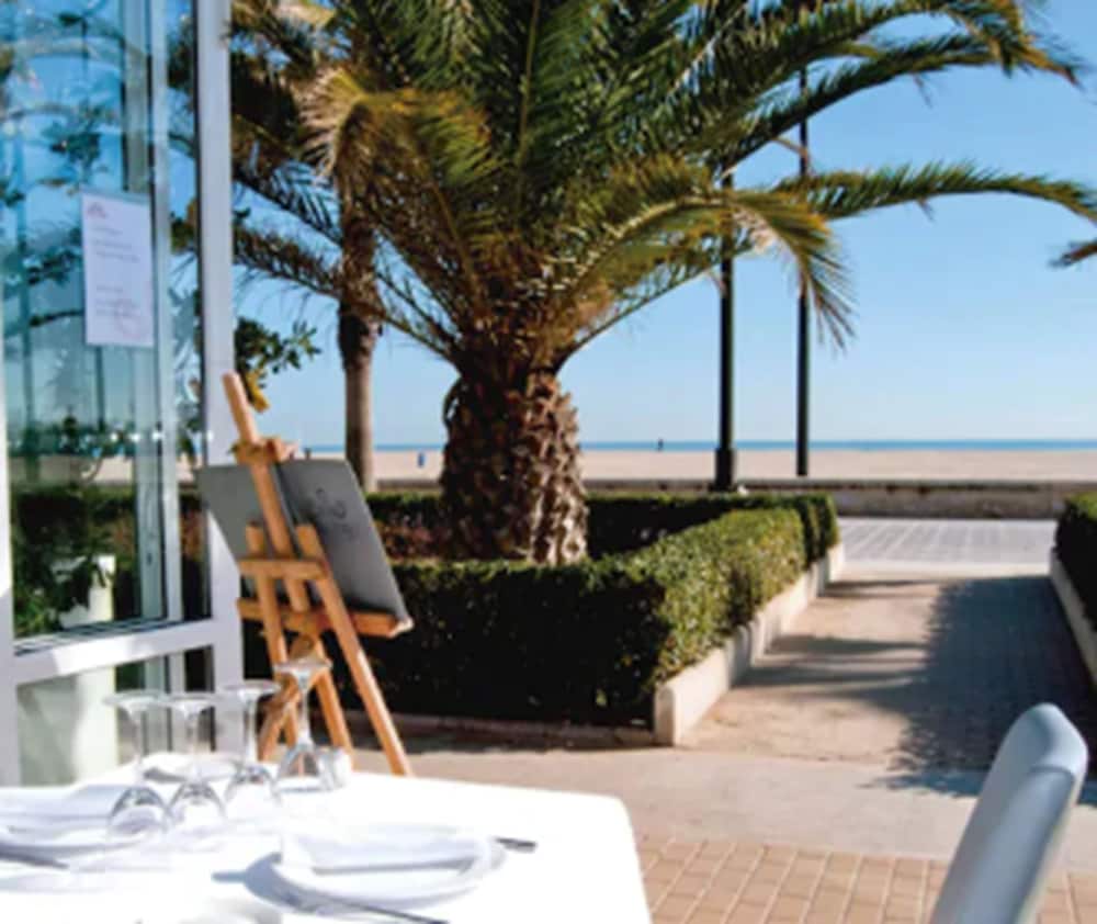 Фото Hotel El Coso del Mar