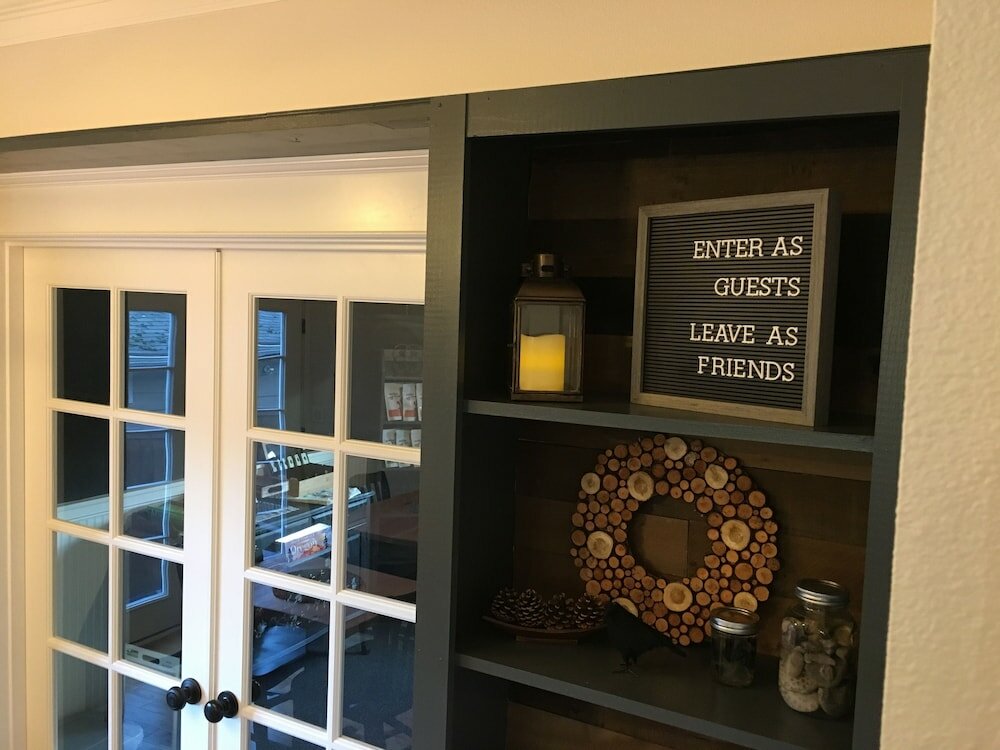 Фото The Alberta Petite Hotel