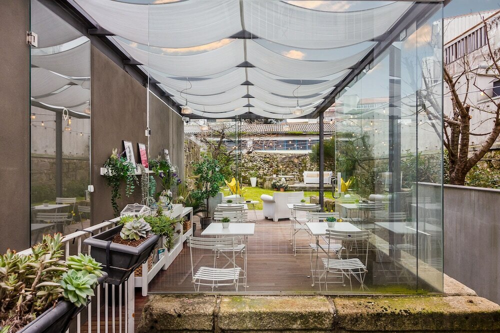 Фото In Porto Gallery Guesthouse