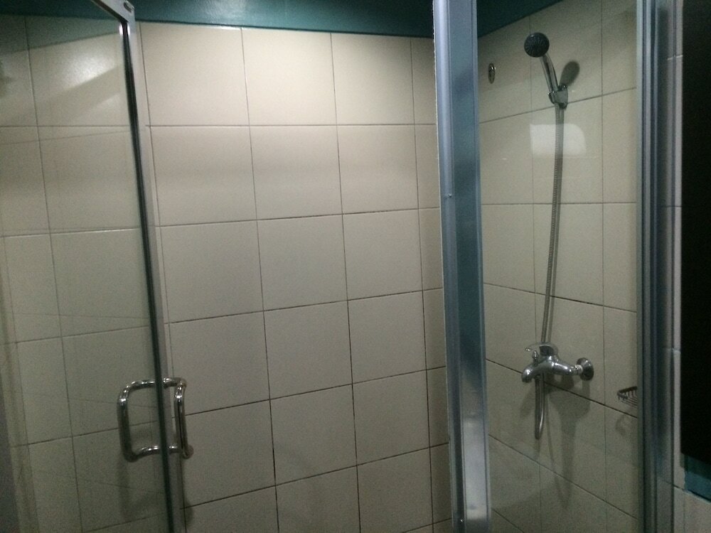 Фото Baguio Burnham Suites