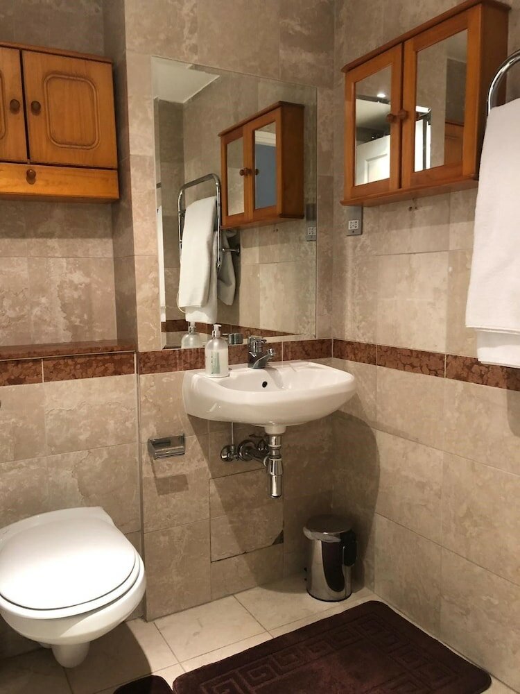 Фото The New London Carlton Hotel & Service Apartments