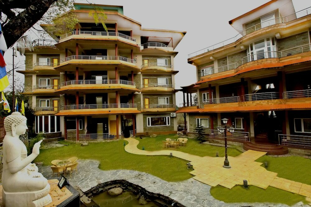 Фото Quartz Himalayan Brothers