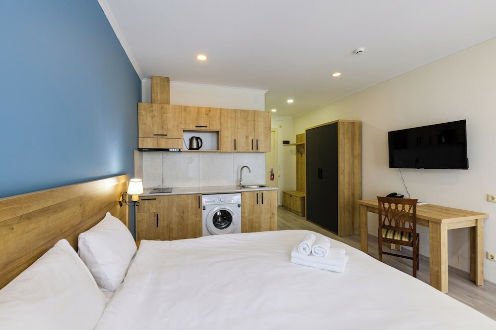 Фото Aqua Hotel & Apartments Batumi