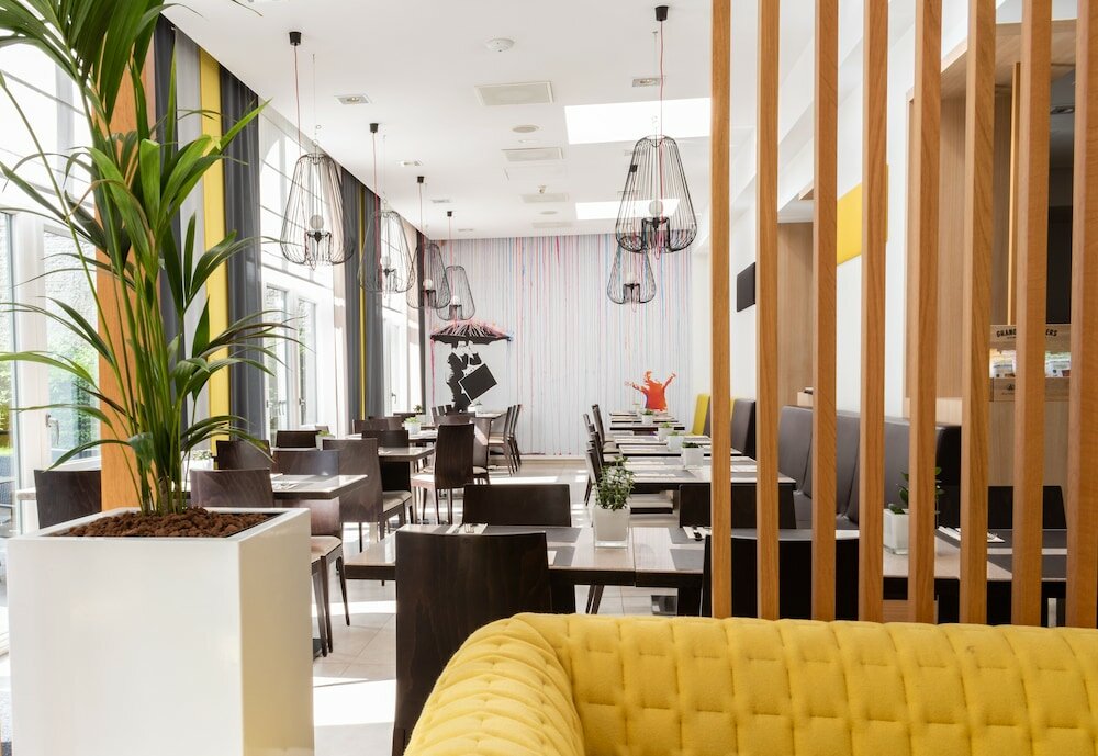 Фото Novotel Brussels Centre Midi Station