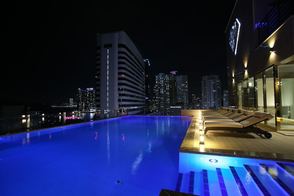 Фото Baymond Hotel