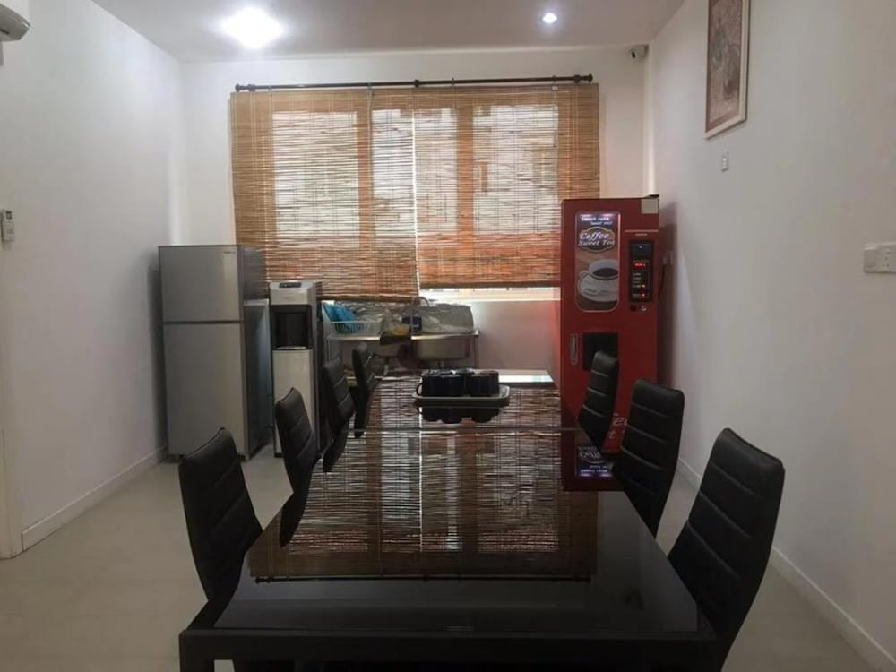 Фото Island Hostel