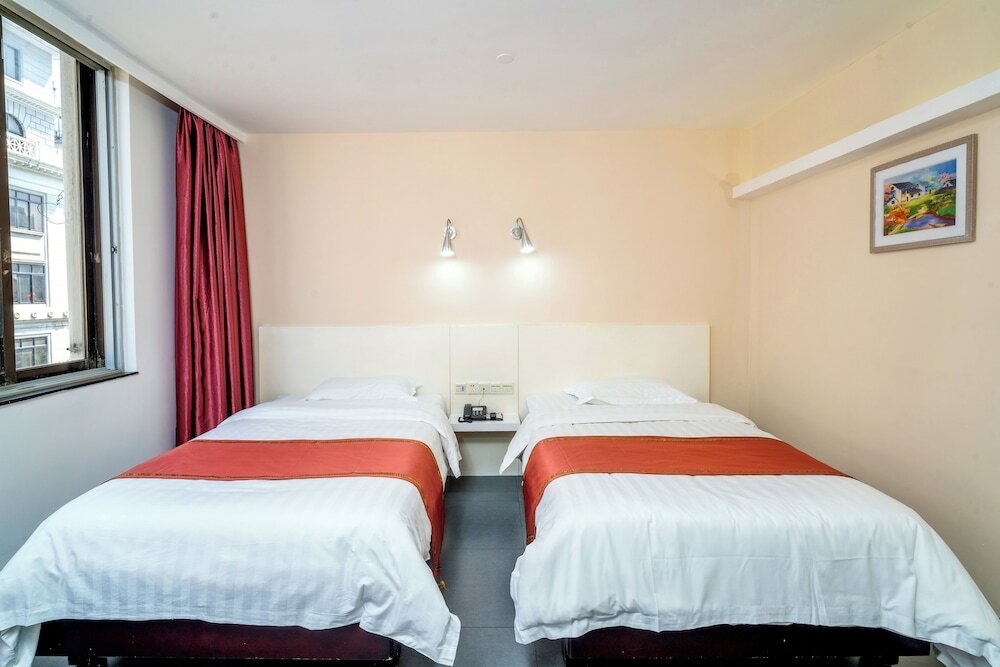 Фото Ln White House Hotel