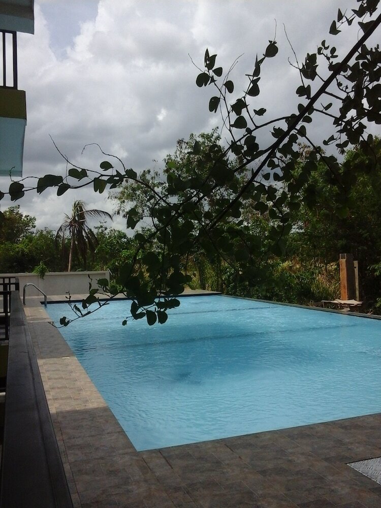 Фото Hotel Golden Ray Dambulla