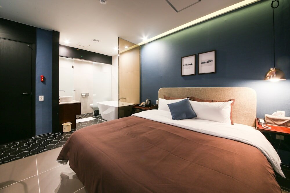 Фото Brown Dot Hotel Yangjeong