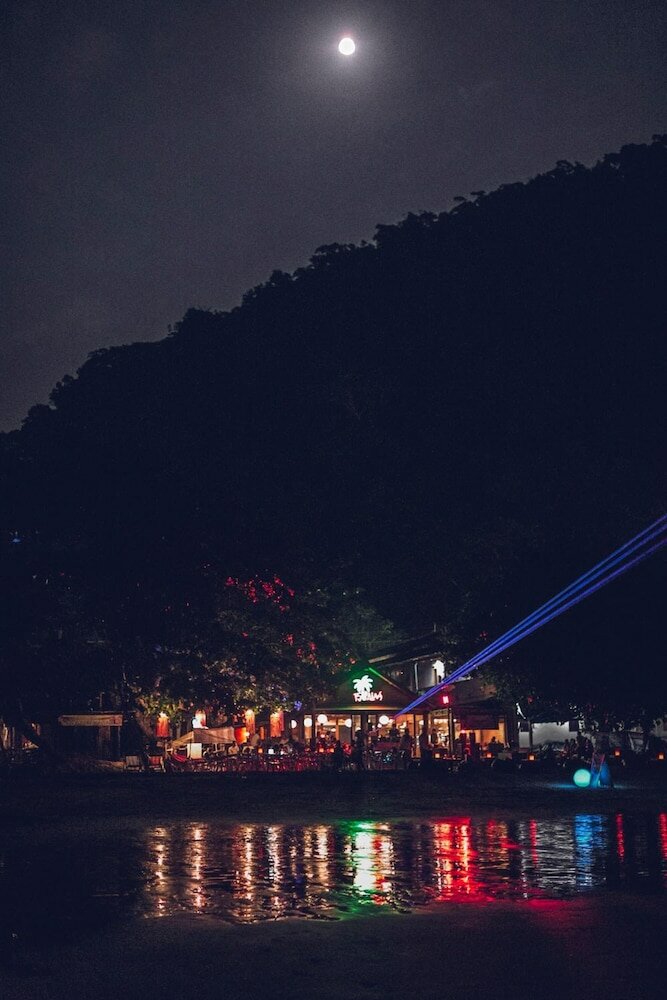 Фото 15 Palms Beach Resort