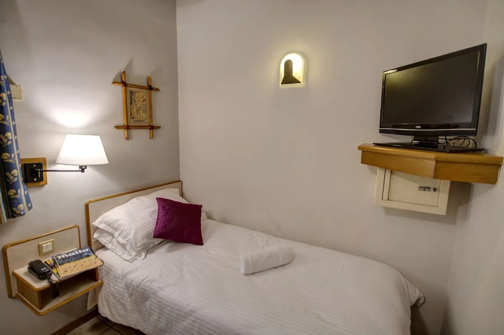 Фото Sliema Chalet Hotel