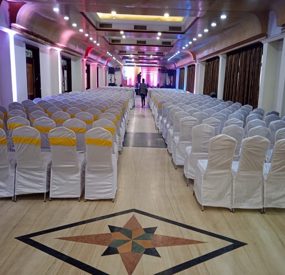 Фото Green Coconut Resort