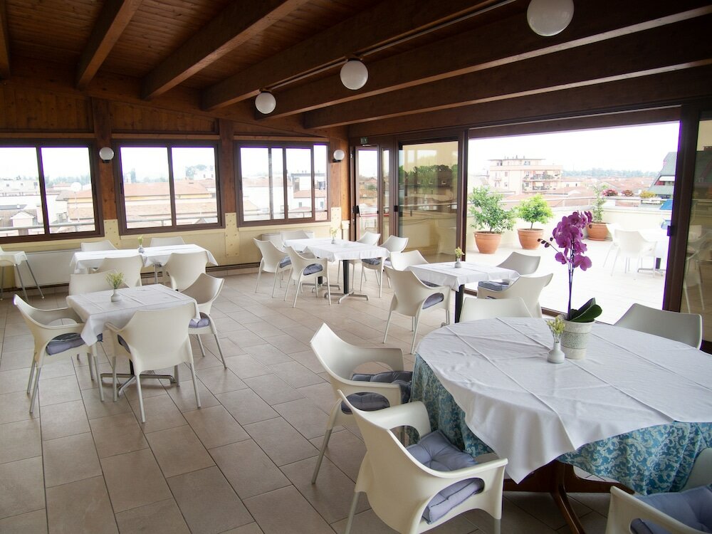 Фото Hotel Tessarin