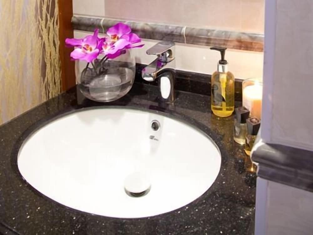 Фото City Inn Russell Square