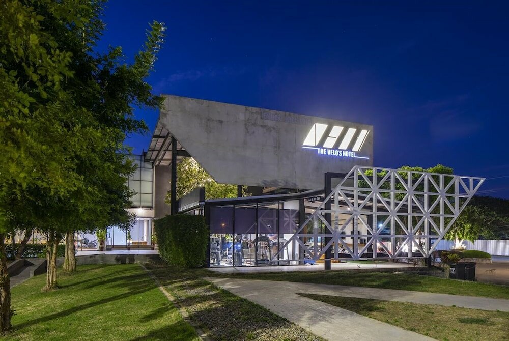 Фото отеля 1