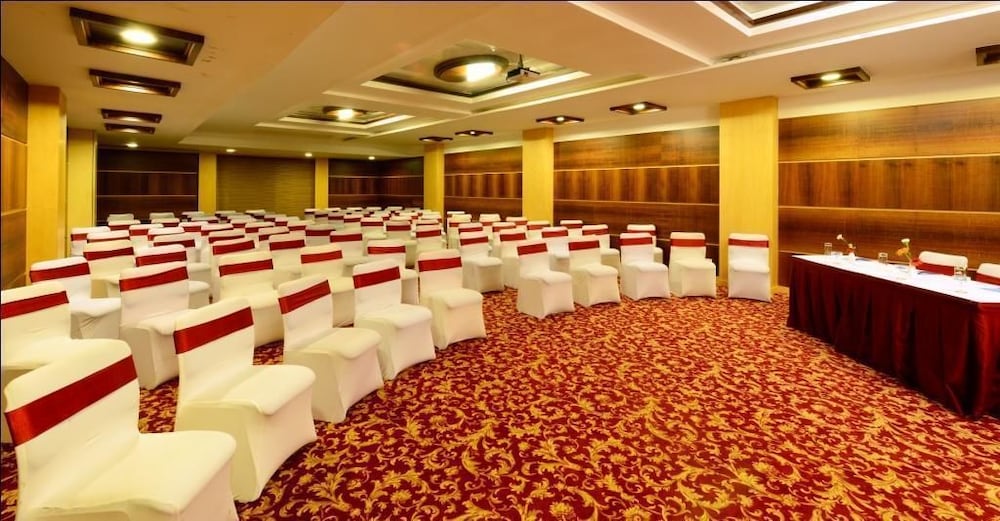 Фото The Chariot Resort & SPA