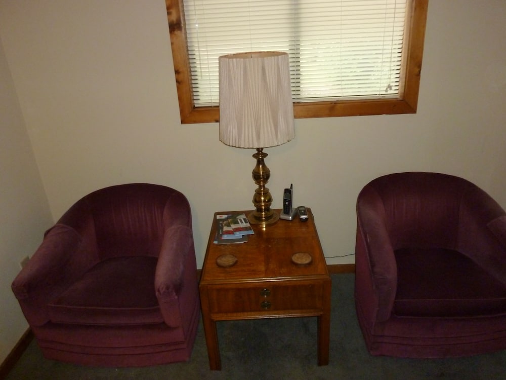 Фото Chapel Hill InnTown