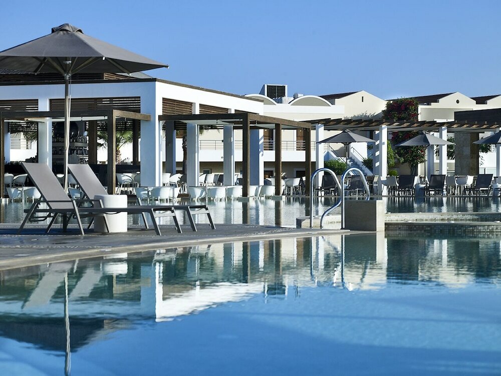Фото Pelagos Suites Hotel & SPA