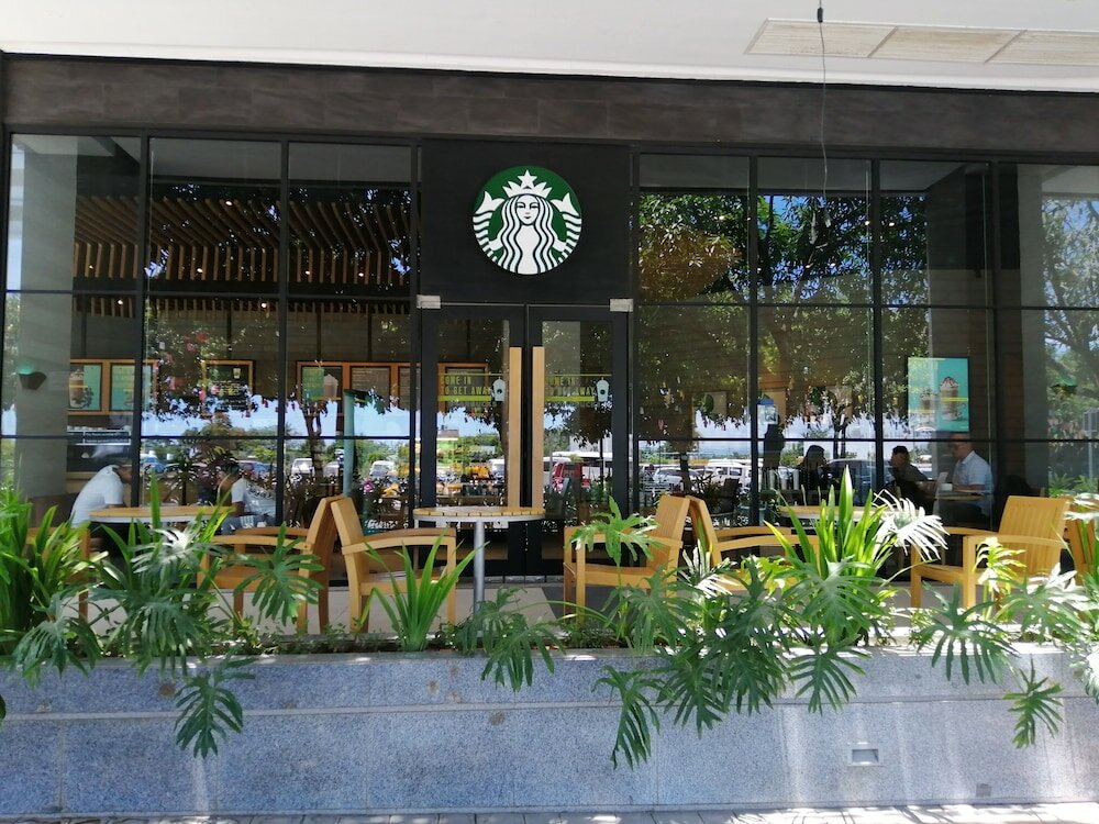 Фото Mactan Newtown with Ocean View