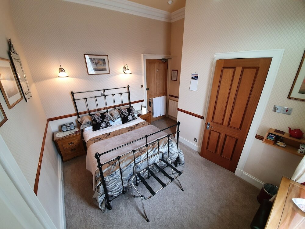 Фото Lauderville Guest House