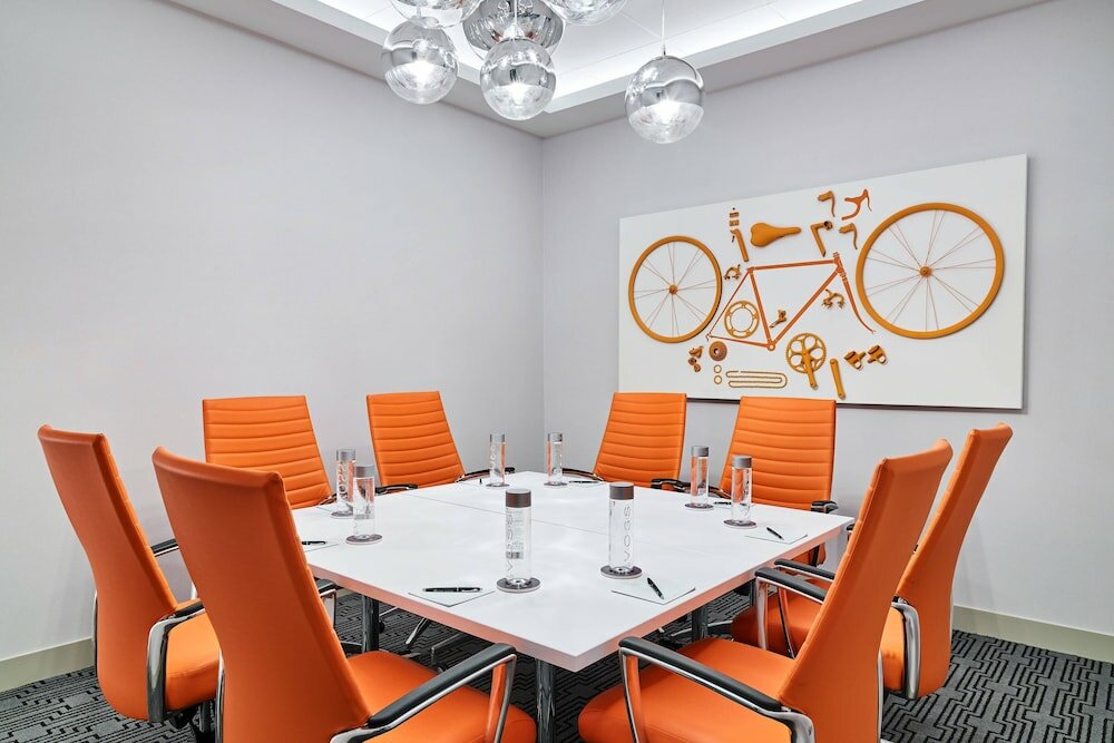 Фото Hotel Chicago Downtown, Autograph Collection by Marriott