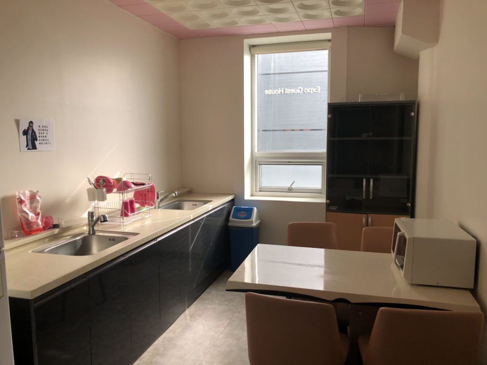 Фото Yeosu Expo Guesthouse