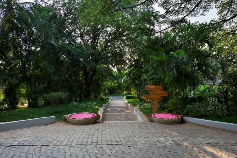 Фото The Windflower Resorts and SPA