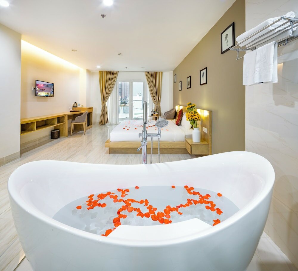 Фото Gibson Hotel Nha Trang