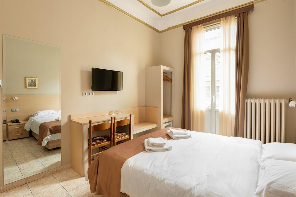 Фото Nea Metropolis Hotel