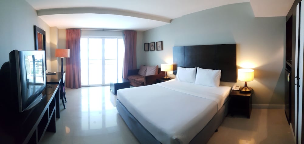 Фото Summer Spring Hotel