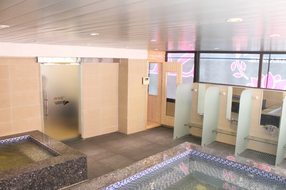 Фото Sakura Hotel 3