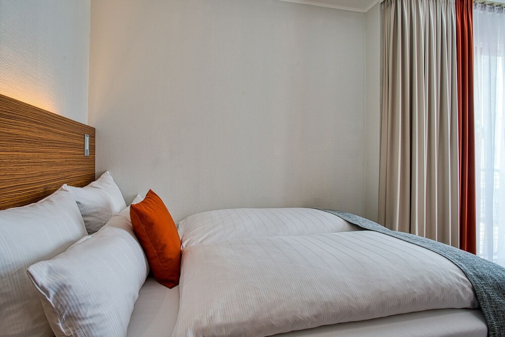 Фото Kommerzhotel Köln