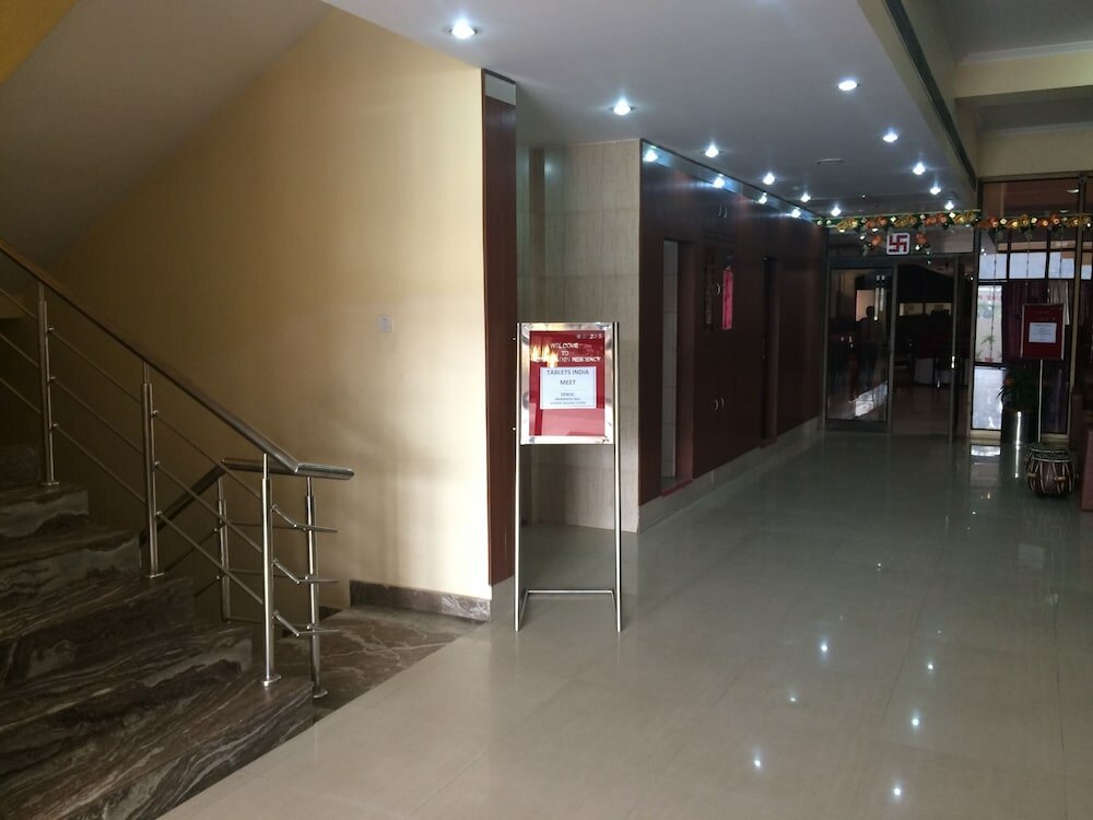 Фото Hotel Maiden Residency