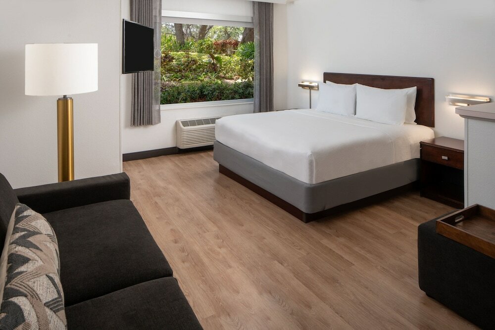 Фото SpringHill Suites Marriott Ft Lauderdale Airport/Cruise Port