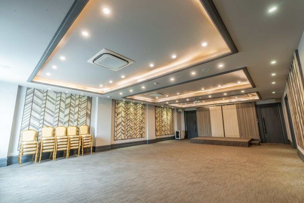 Фото Grand Hotel Vientiane