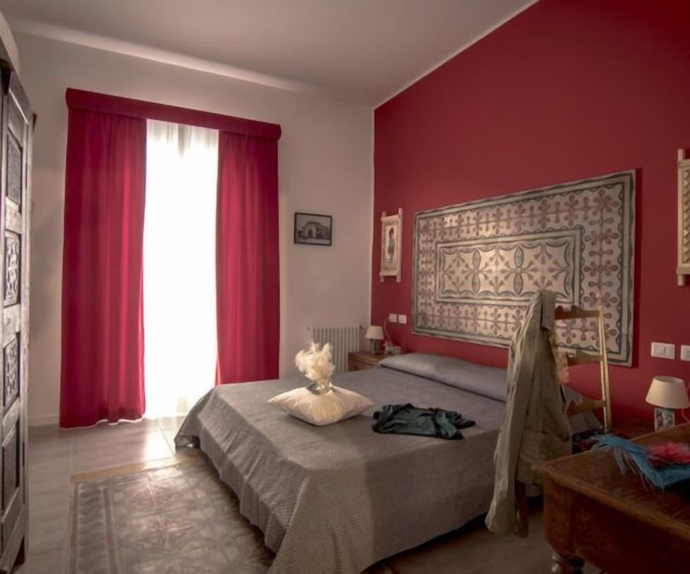 Фото AD Hoc Rooms