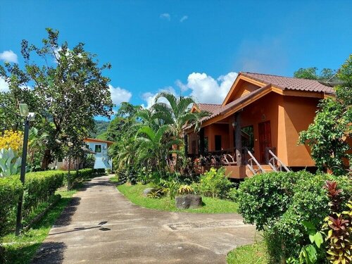 Khaosok Rainforest Resort