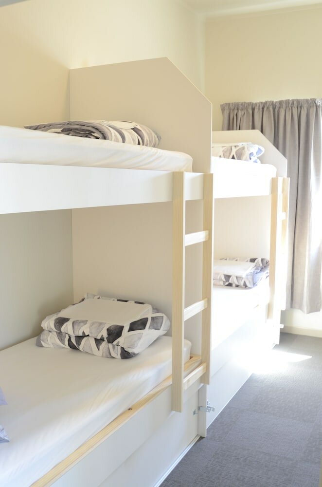 Фото Bridge Backpackers